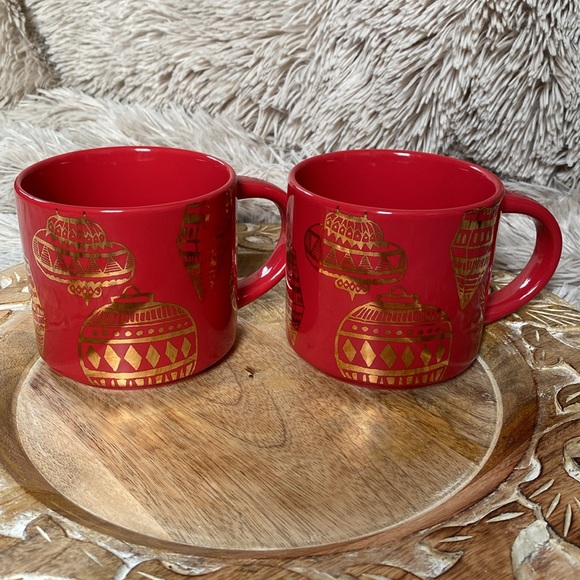 SET OF 2 STARBUCKS RED & GOLD ORNAMENT MUGS EUC - Picture 2 of 7